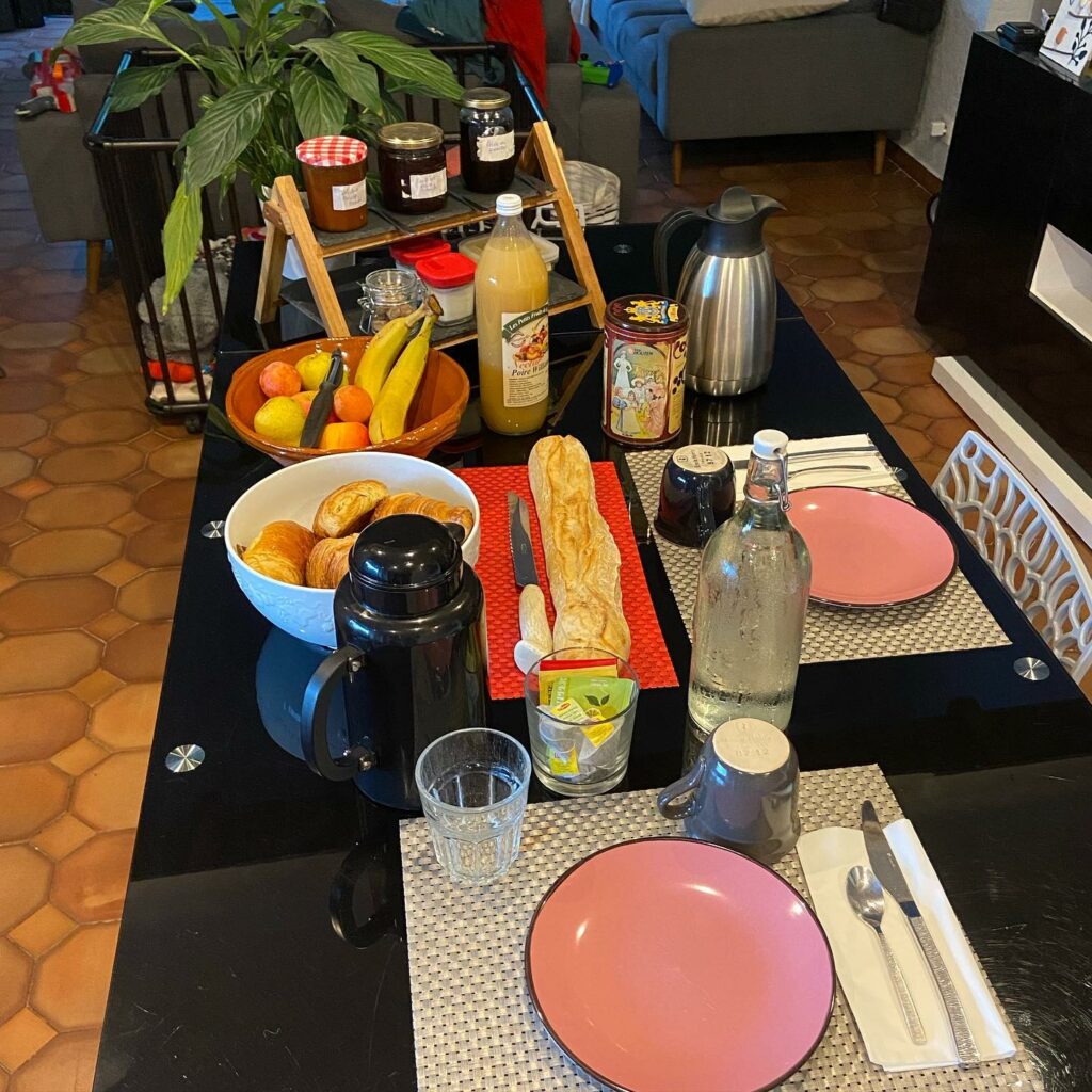 Restauration Chambre d'hôtes Le Petit Rocher